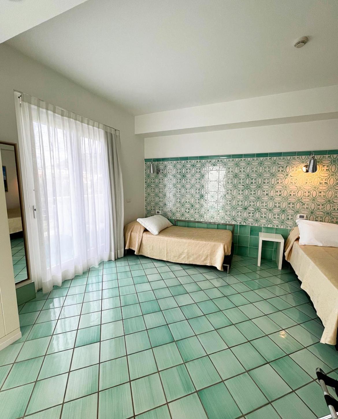 Ganimede Hotel Sperlonga Cameră foto